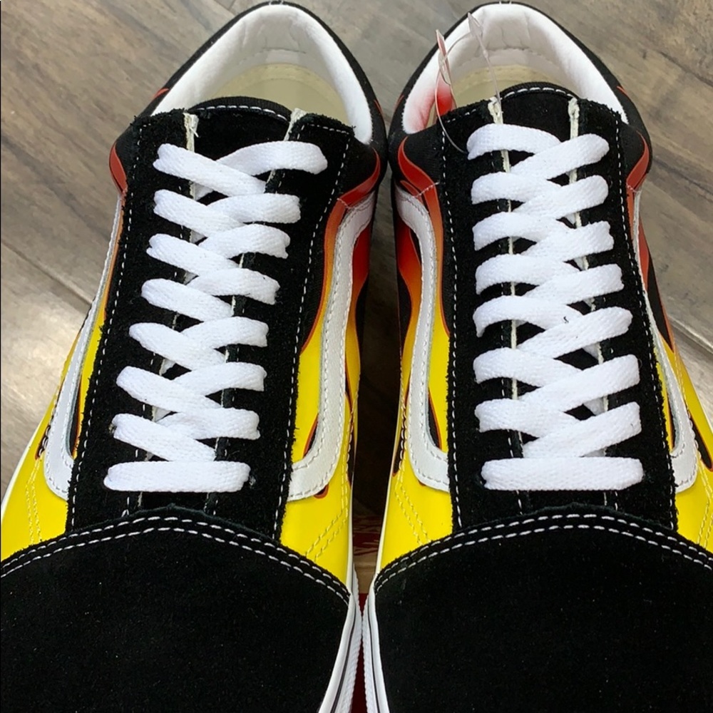 VANS WMNS OLD SKOOL FLAME black/black true white - Picture 8 of 16